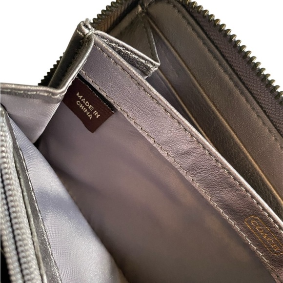 Coach Madison Gunmetal Pewter Metallic Accordion Zip Around Wallet New - Picture 8 of 14